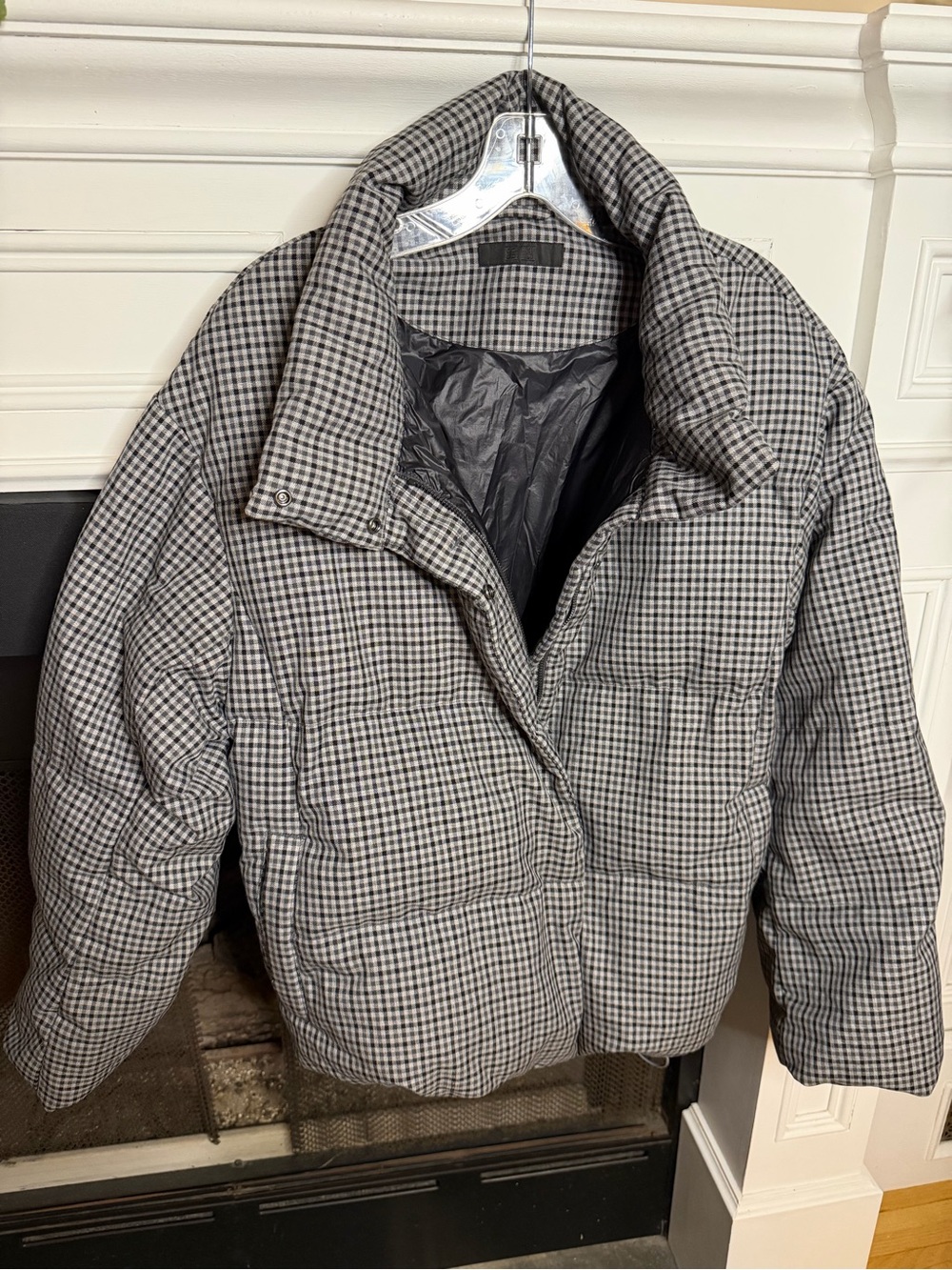 Uniqlo Gray Gingham Puffer Jacket